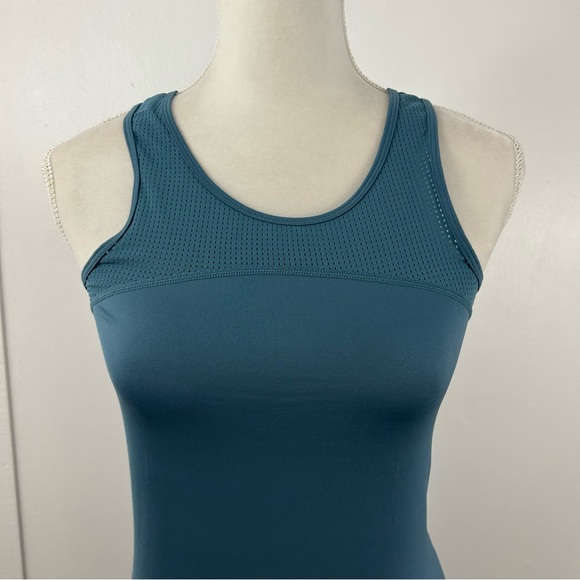 Nike Pro Hypercool womens athletic racer back blue tank top size M - Picture 2 of 12